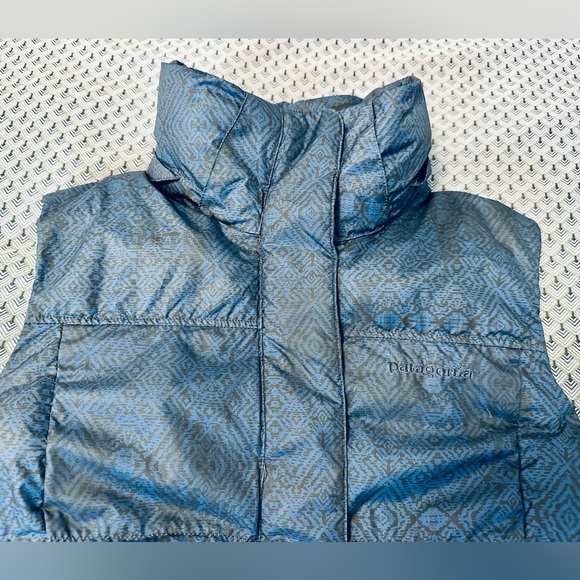 Patagonia Women’s Down With It Vest Size S - Dark blue/Black Pattern - Picture 3 of 14